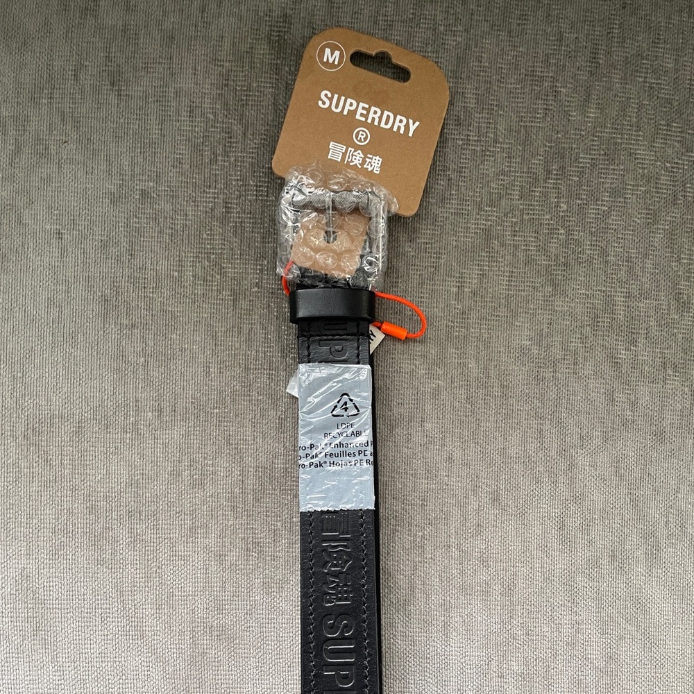 SOLD: NWT Superdry Men’s Black Leather Belt medium OBO